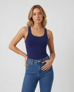 Basica Mujer Sky - Azul Navy