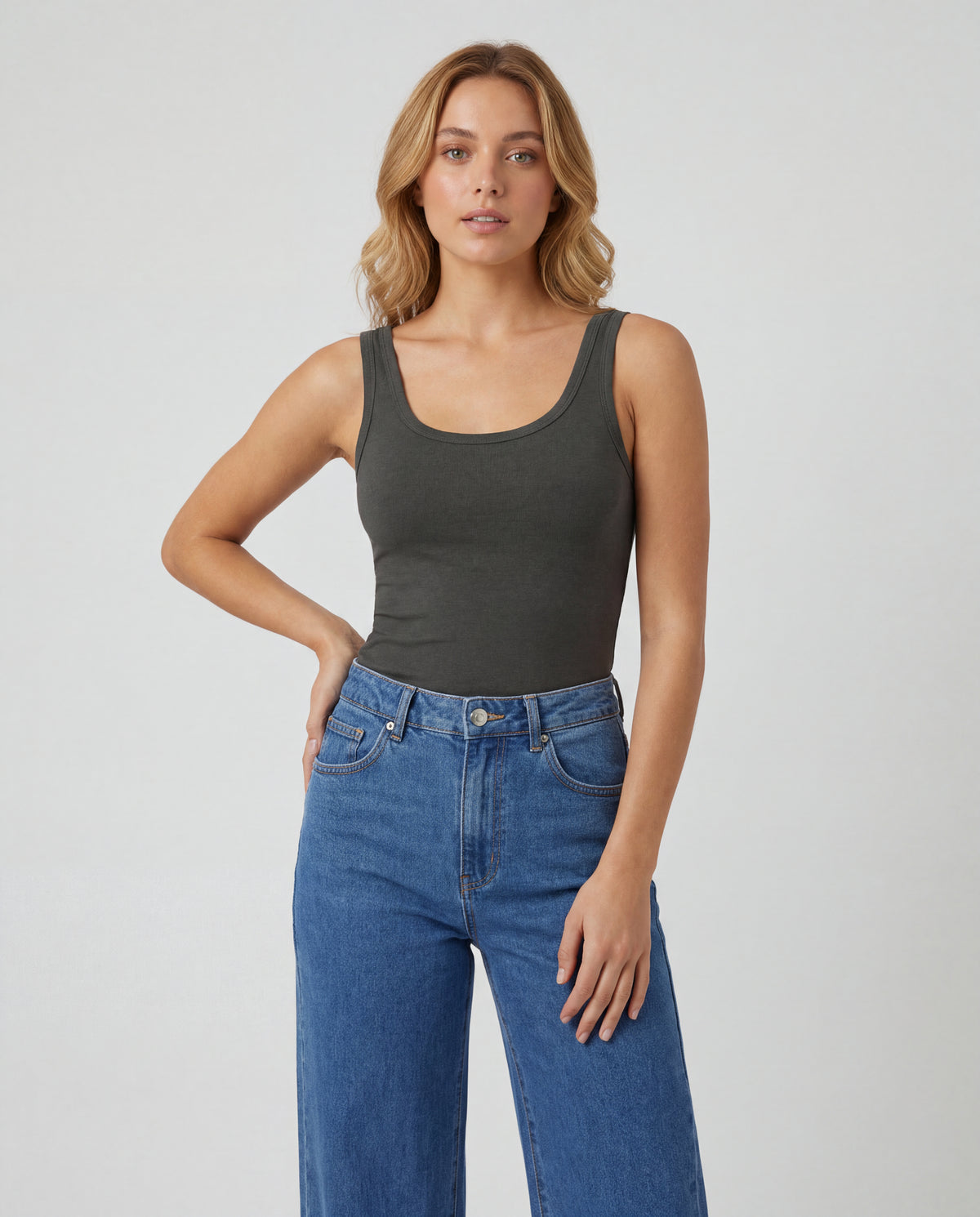 Basica Mujer Naranja - Verde Militar