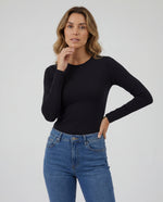 Basica Mujer Banana - Negra