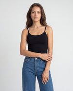Basica Mujer Magenta - Negra