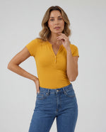 Basica Mujer Kiwi - Mostaza