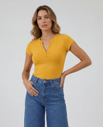 Basica Mujer Kiwi - Mostaza