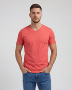 Camiseta Hombre Cuello V - Coral