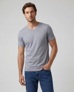 Camiseta Hombre Cuello V - Gris Perla