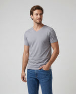 Camiseta Hombre Cuello V - Gris Perla