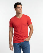 Camiseta Hombre Cuello V - Roja