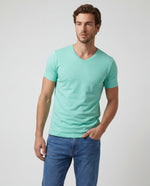 Camiseta Hombre Cuello V - Verde Manzana