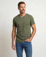Camiseta Hombre Cuello V - Verde Militar